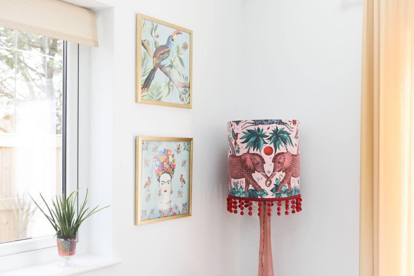 Little Bright House Hotel วิทสเตเบิล ภายนอก รูปภาพ
